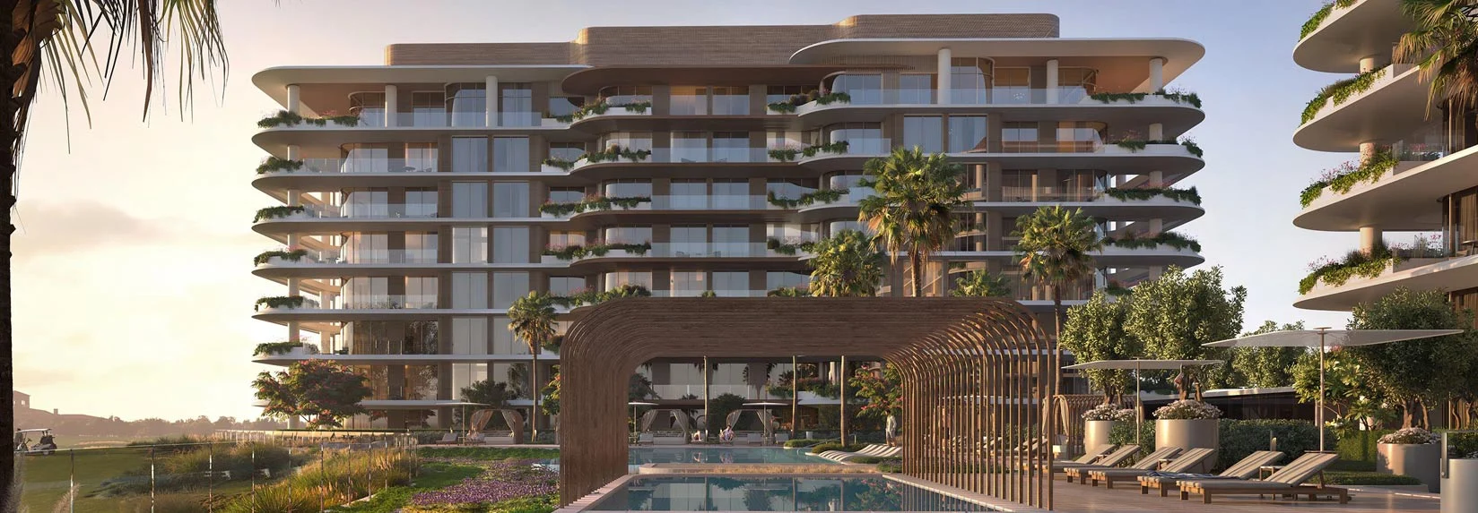 Waldorf Astoria Residences exterior