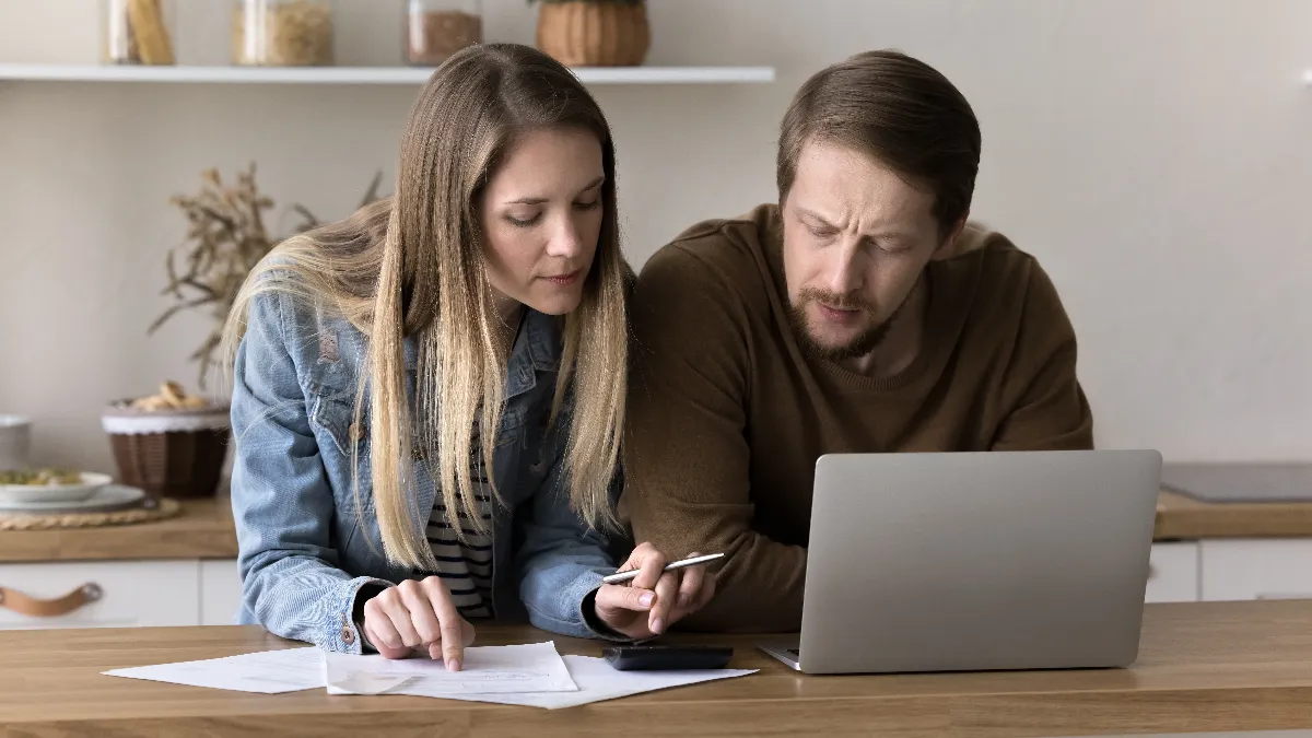 Documents do banks usually check during pre-approval in Dubai